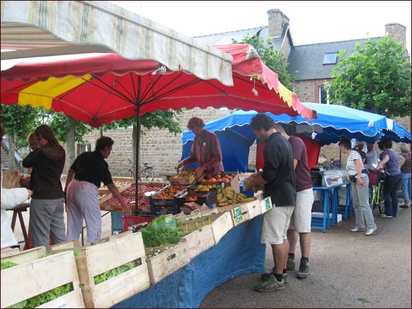 marché bio de l'Ile de Brehat