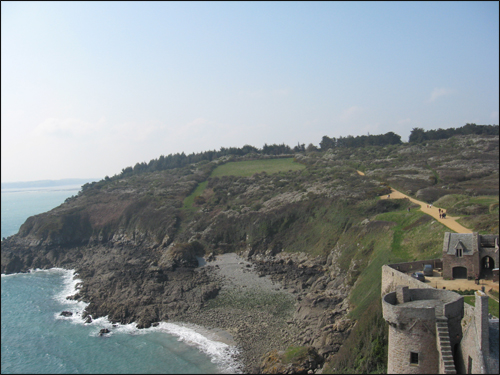 fort-lalatte-vue-du-donjeon