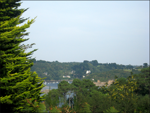 baie-du-yaudet-vu-du-dourven